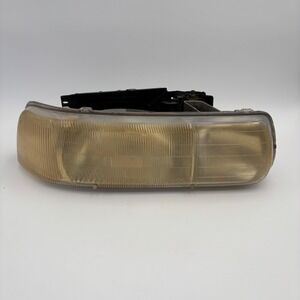 GM Headlight Assembly Passenger Side OS 16524538 Amber/Clear Good OEM Part